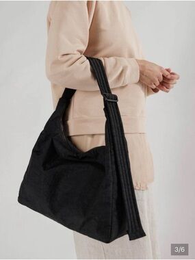 BAGGU Nylon Shoulder Bag - Black
